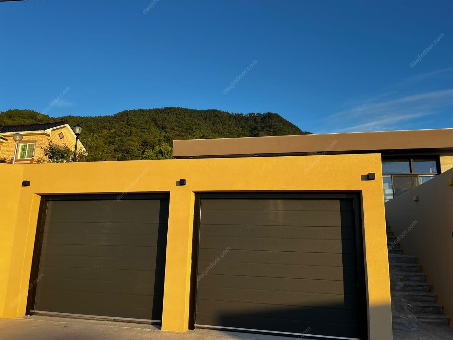 가정용 오버헤드도어